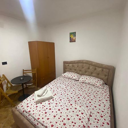 Villa Osmani Durrës Eksteriør bilde