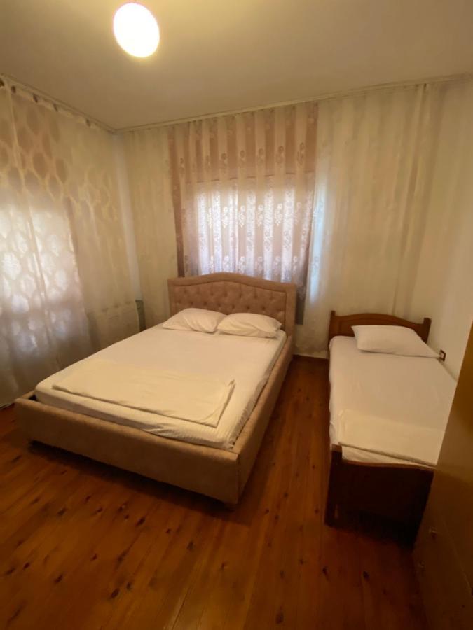 Villa Osmani Durrës Eksteriør bilde