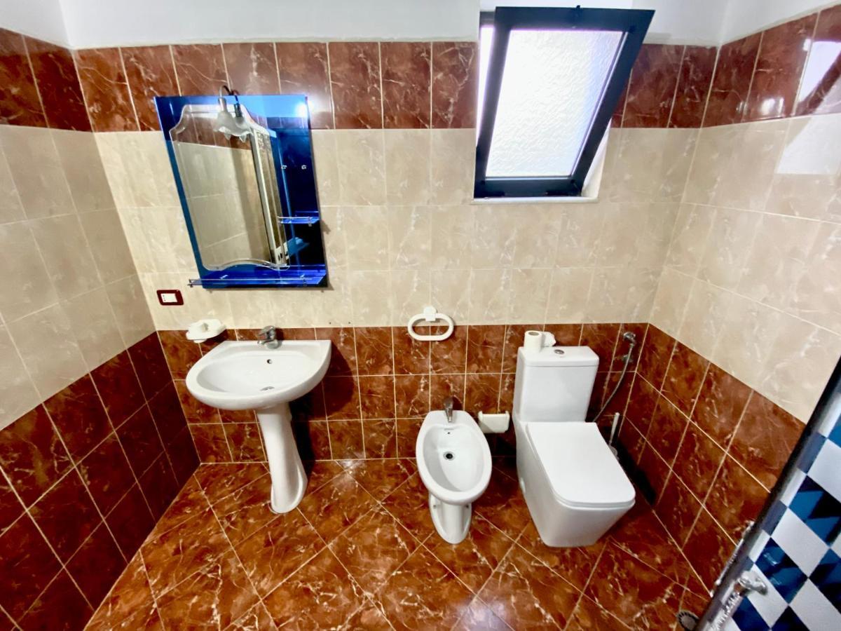 Villa Osmani Durrës Eksteriør bilde