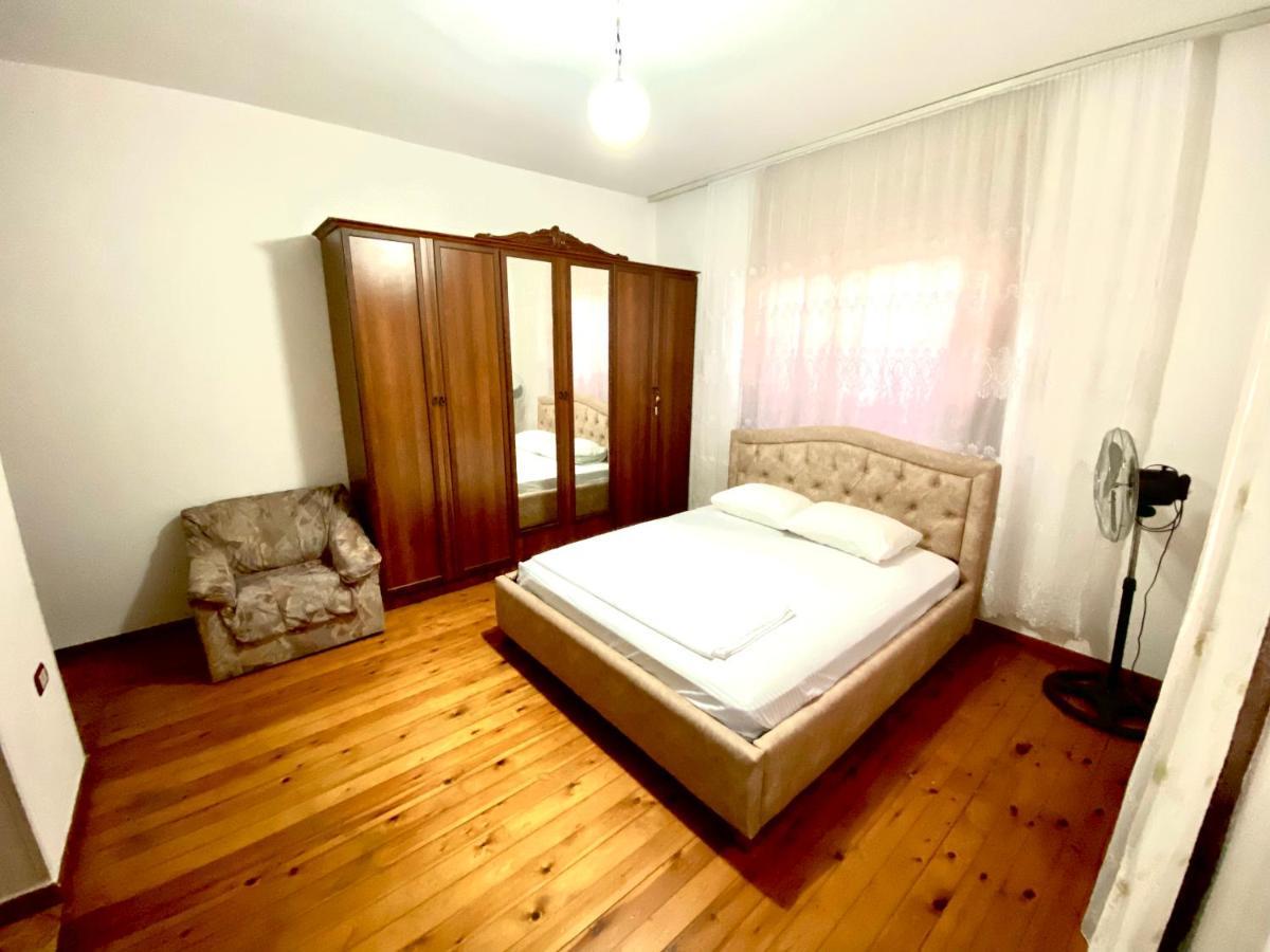 Villa Osmani Durrës Eksteriør bilde