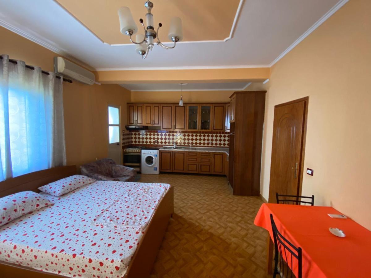 Villa Osmani Durrës Eksteriør bilde