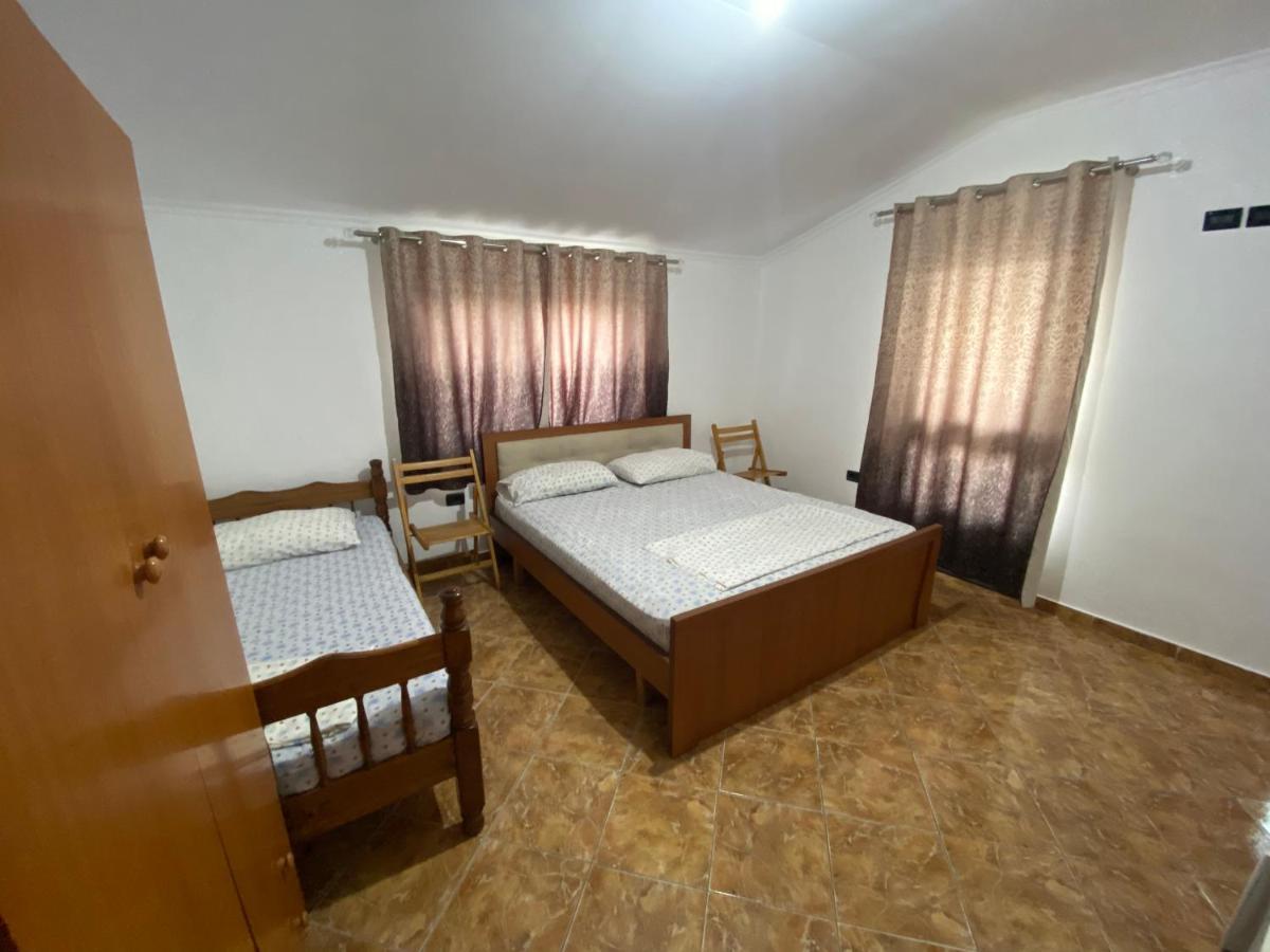 Villa Osmani Durrës Eksteriør bilde