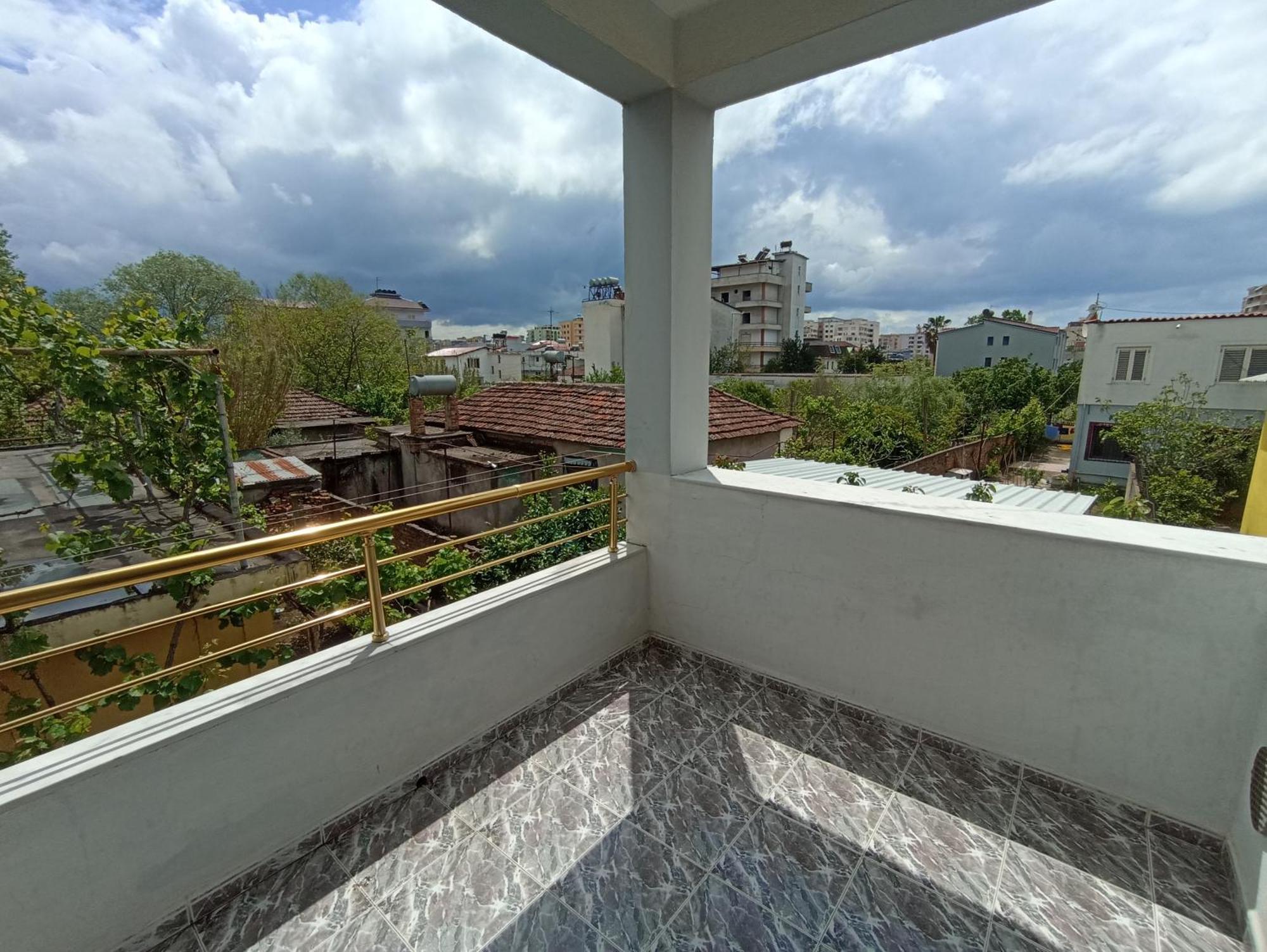 Villa Osmani Durrës Rom bilde
