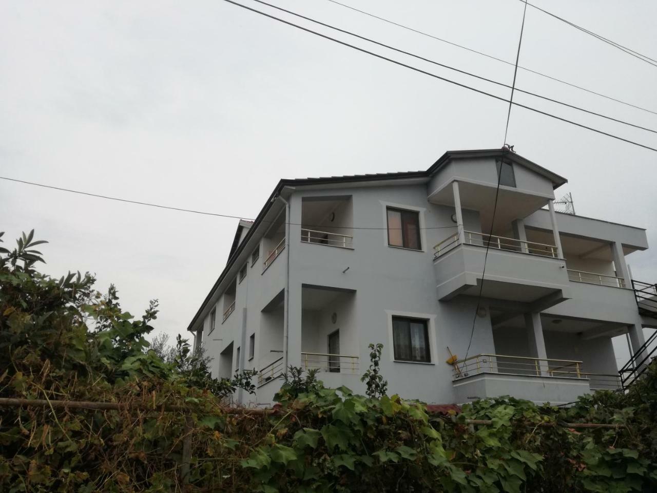 Villa Osmani Durrës Eksteriør bilde